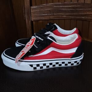 VANS NWT WOMANS/UNISEX SIZE 5 CHECKER OLD SKOOL STRAP CLOSE SNEAKERS